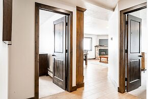 The Loft at Mountain Village by All Seasons Resort Lodging