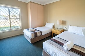 Parkview Motor Inn Parkes