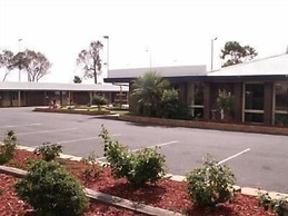 Parkview Motor Inn Parkes