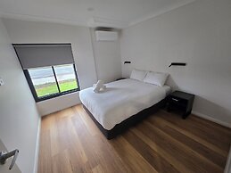 Parkview Motor Inn Parkes