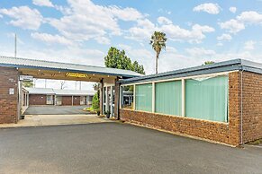Parkview Motor Inn Parkes