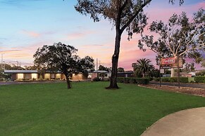 Parkview Motor Inn Parkes