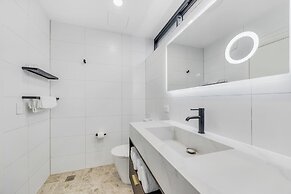 Parkview Motor Inn Parkes