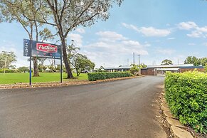 Parkview Motor Inn Parkes
