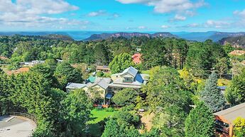 Leura House