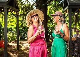 The Oriana Orange - Retro Hotel & Resort