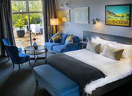 The Oriana Orange - Retro Hotel & Resort