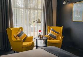 The Oriana Orange - Retro Hotel & Resort