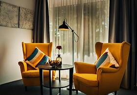 The Oriana Orange - Retro Hotel & Resort