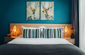 The Oriana Orange - Retro Hotel & Resort