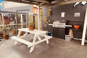 Buccaneer Motel Pet friendly