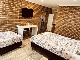 Buccaneer Motel Pet friendly