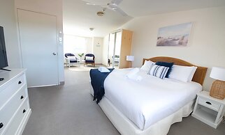 Nelson Bay Breeze Holiday Apartments