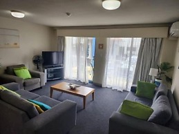 Nelson Bay Breeze Holiday Apartments