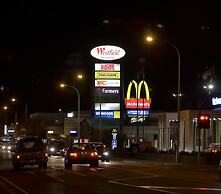 Quality Suites Amore