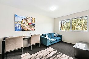 Quality Suites Amore