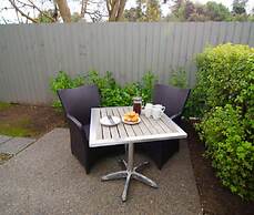 Quality Suites Amore