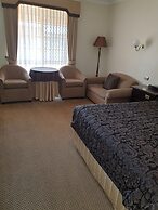 Australian Heritage Motor Inn