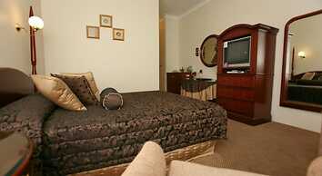 Australian Heritage Motor Inn