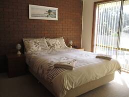 Anchorbell Holiday Apartments