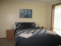 Anchorbell Holiday Apartments