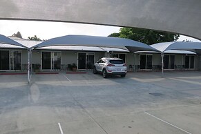 Caboolture Central Motor Inn, SureStay Collection by BW