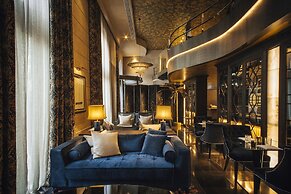 Hotel Bagues, a Small Luxury Hotels of the World