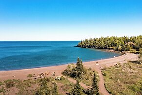 Superior Shores