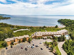 Superior Shores