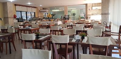 Golden Beach Hotel