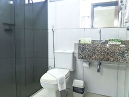 Golden Beach Hotel