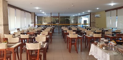Golden Beach Hotel