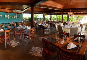 Jardim Atlântico Beach Resort