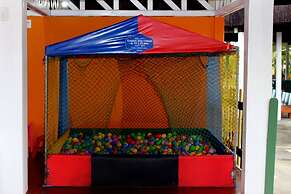 Jardim Atlântico Beach Resort