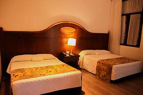 Johnscher by SJ - San Juan Curitiba