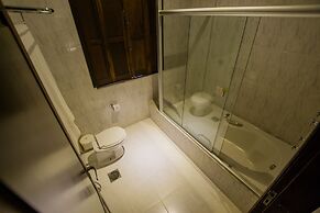 Johnscher by SJ - San Juan Curitiba