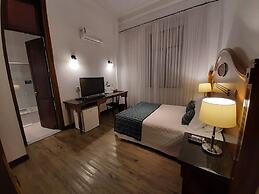 Johnscher by SJ - San Juan Curitiba