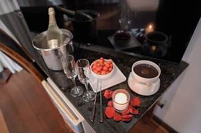 Johnscher by SJ - San Juan Curitiba