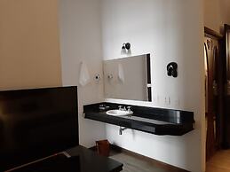 Johnscher by SJ - San Juan Curitiba