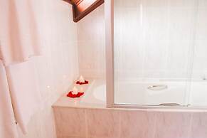 Johnscher by SJ - San Juan Curitiba