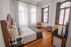 Johnscher by SJ - San Juan Curitiba