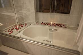 Johnscher by SJ - San Juan Curitiba