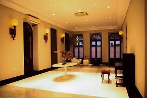 Johnscher by SJ - San Juan Curitiba