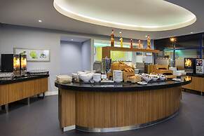 Holiday Inn Express London Heathrow T5 by IHG