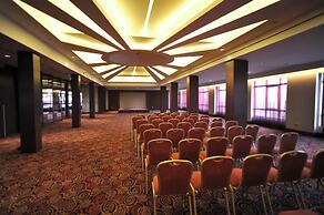 Celik Palace Hotel Convention Center & Thermal SPA