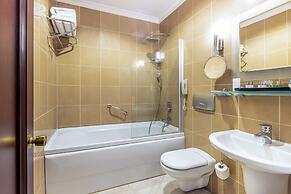 Celik Palace Hotel Convention Center & Thermal SPA