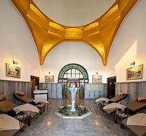 Celik Palace Hotel Convention Center & Thermal SPA