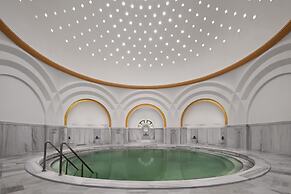 Celik Palace Hotel Convention Center & Thermal SPA