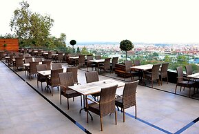 Celik Palace Hotel Convention Center & Thermal SPA