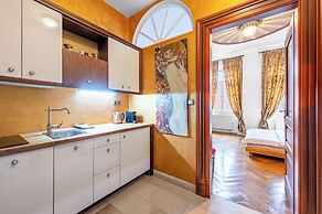 Malostranska Residence